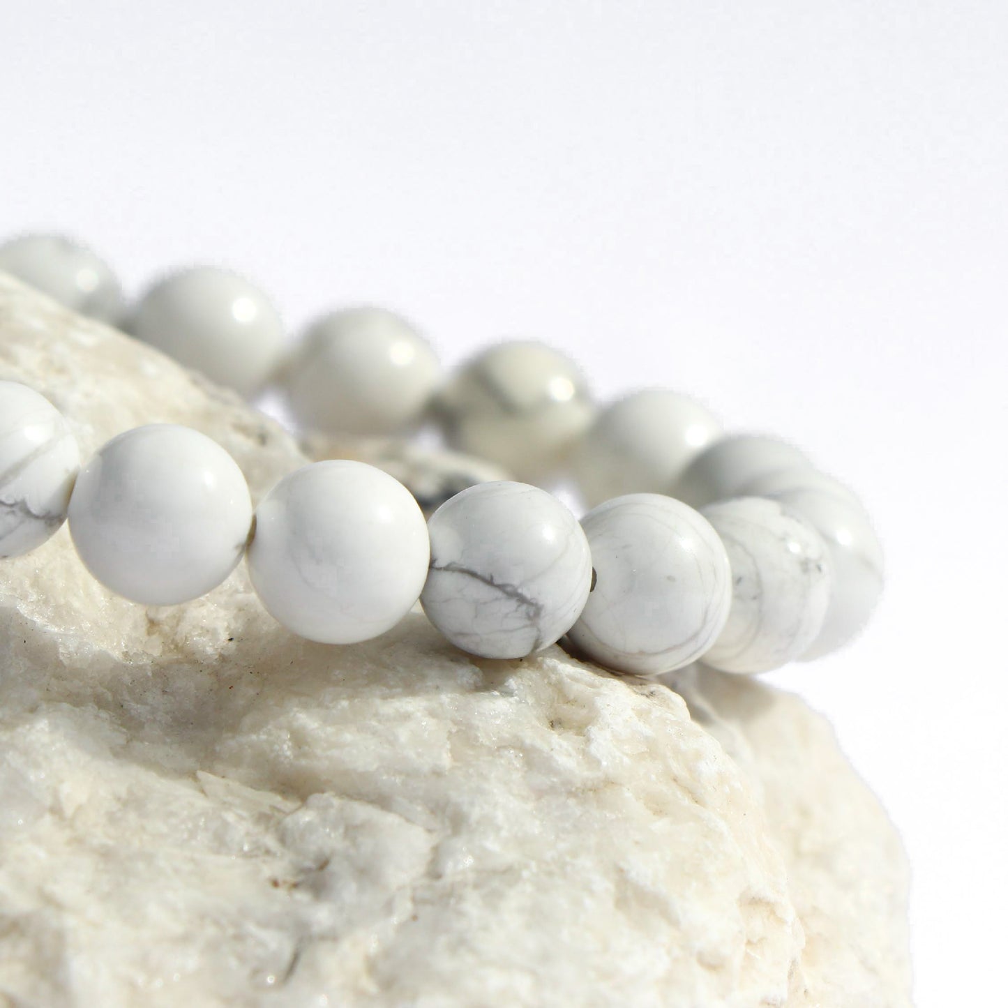 Anthea - Howlite Blanche